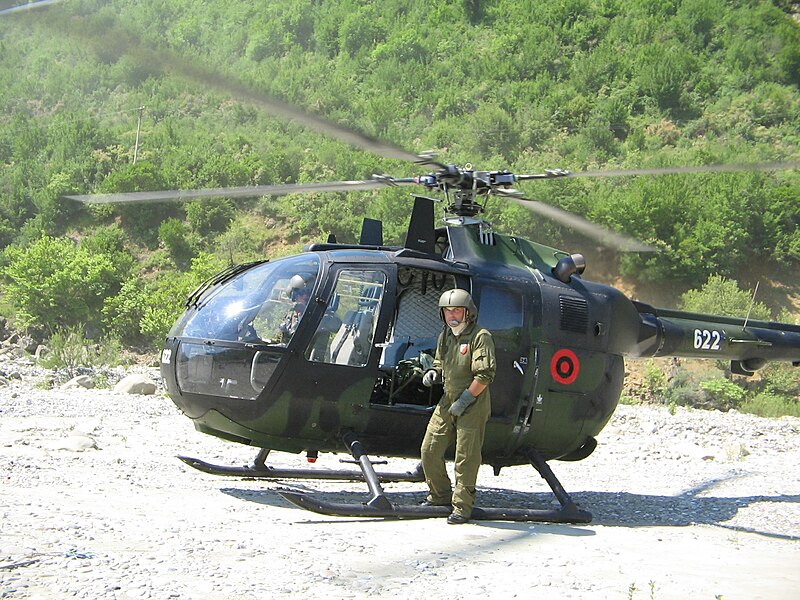 BO105